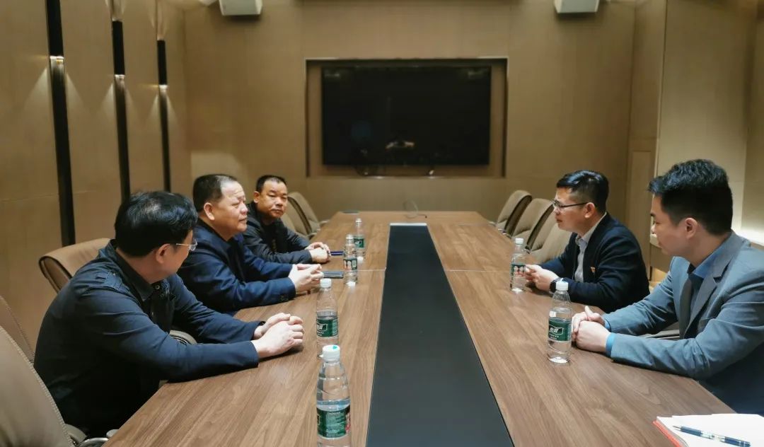 中庭黨建 | 南寧市工商聯(lián)牽線搭橋，集團與南寧茂名商會兩新黨組織聯(lián)姻