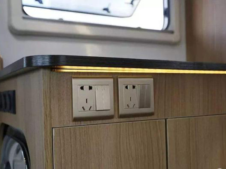 裝修一定要在這八處裝插座，不然三年后必后悔！