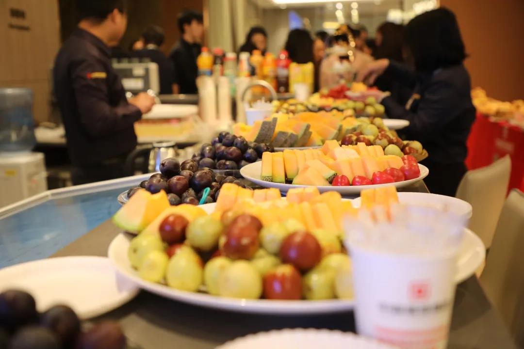 員工生日會丨金秋碩果，共度韶華，祝壽星們生日快樂！